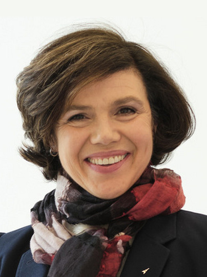 Hillary Lindsay